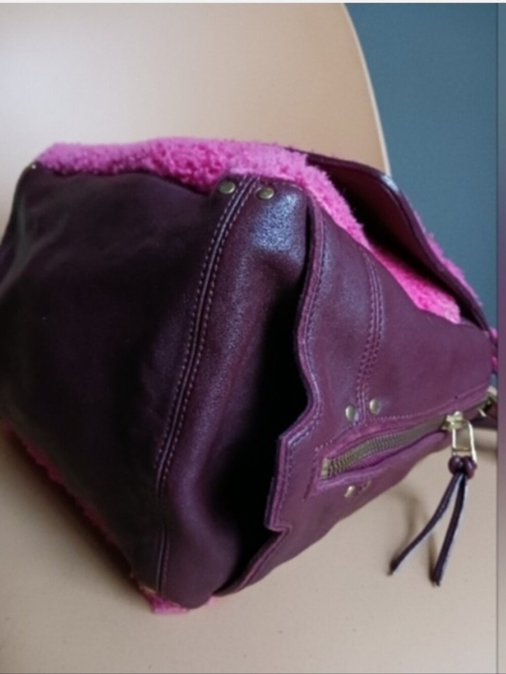Jerome Dreyfuss Johan Pink Sherpa/ Burgundy Leather Crossbody Bag. - Picture 13 of 16